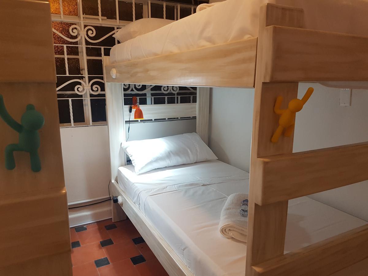 Noah Boutique Hostels Μεντεγίν Εξωτερικό φωτογραφία