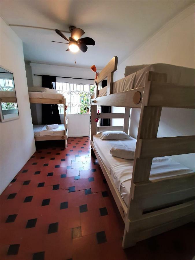 Noah Boutique Hostels Μεντεγίν Εξωτερικό φωτογραφία