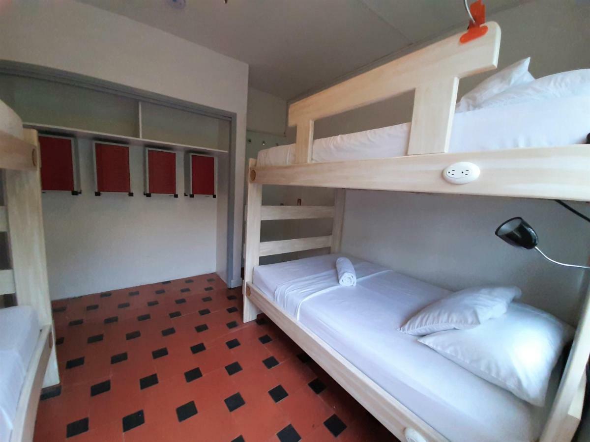 Noah Boutique Hostels Μεντεγίν Εξωτερικό φωτογραφία